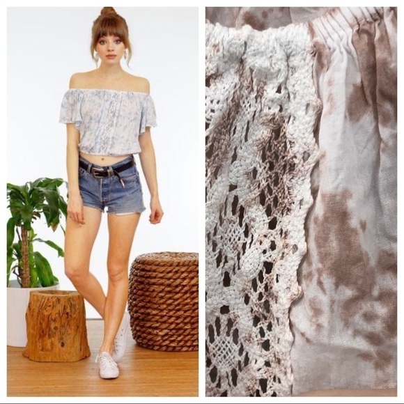 𝅺TIARE Hawaii Bridgette Top - Picture 1 of 9